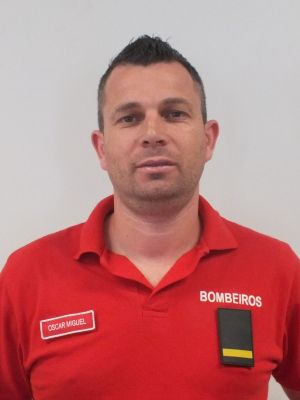 25 Óscar Miguel